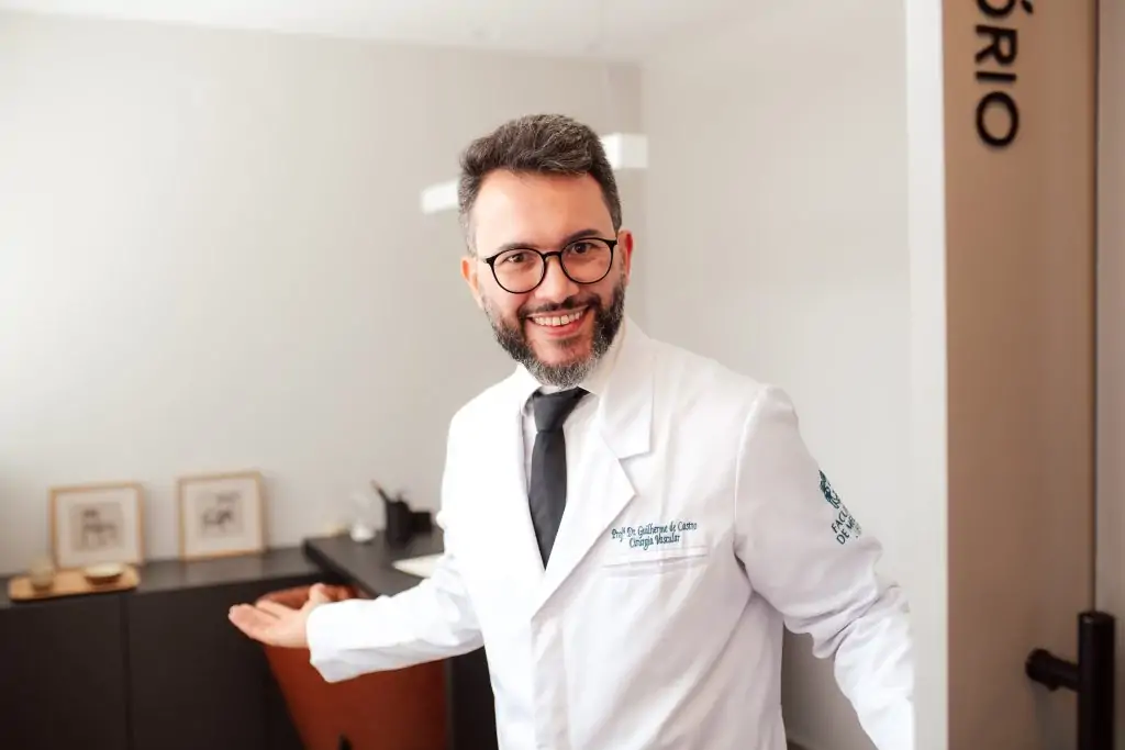 Foto de um angiologista em Belo Horizonte